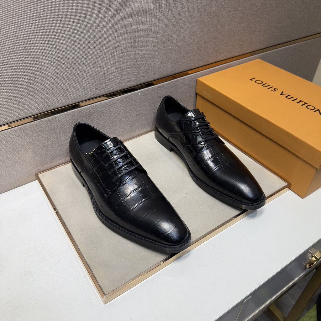 Louis Vuitton Crocodile-Embossed Lace-Up Dress Shoes — hero