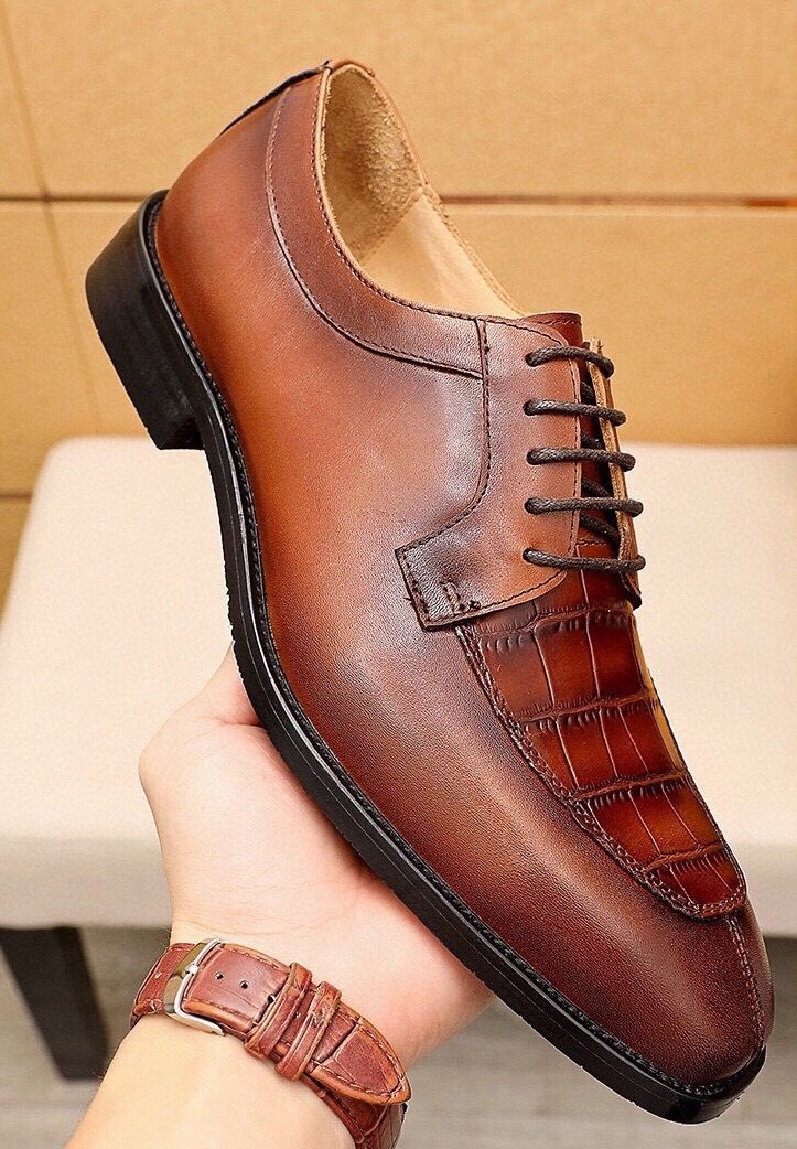 Louis Vuitton Crocodile-Embossed Lace-Up Dress Shoes — front